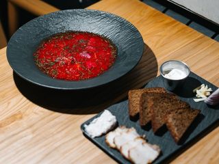 Борщ з качкою (300g)