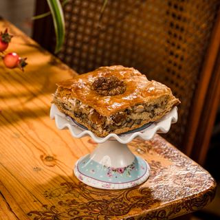 ფახლავა