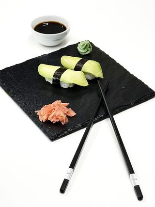 Nigiri avocado