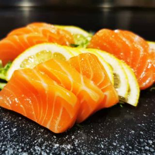 Sashimi De Salmón (9 Pzs.)