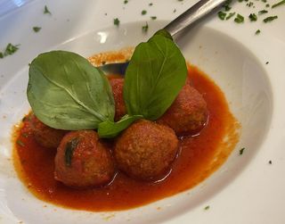 Polpette di pesce in umido - 5 pezzi