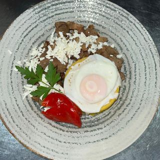 Tochitura "Transilvania" cu mamaliga