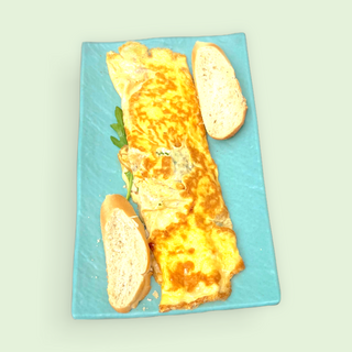 Tortilla omelet con dos ingredientes de tu elección