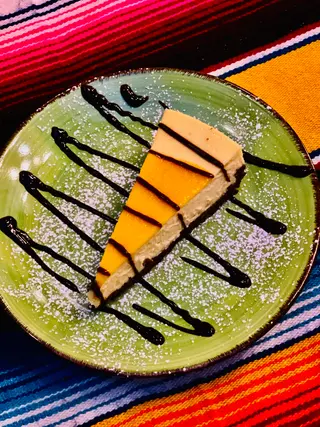 Mango cheesecake
