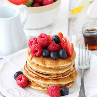Pancake crema e frutti rossi 