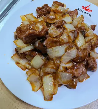 141. Ternera Con Salsa Especial