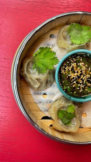 Дімсами з телятиною