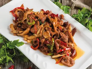 Баранина с грибами