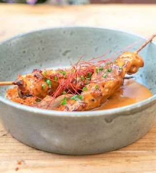 Brochetas de pollo (2 uds.)