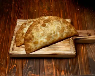 Чебуреки з м'ясом 2 шт (160г)