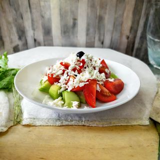 Шопска салата (330г)