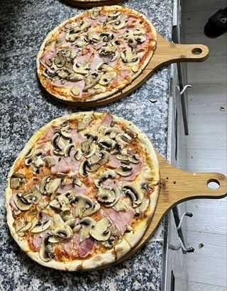Pizza Prosciutto e funghi