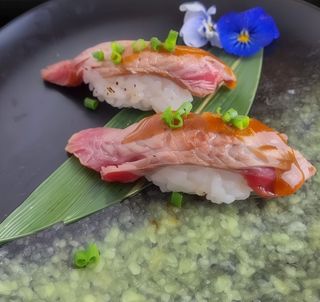 027 - Nigiri Solomillo (2 Pzs)