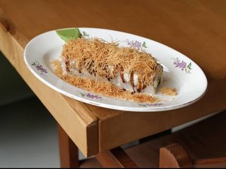 Рол з вугрем і трюфелем (420г)