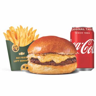 Меню Easy Like a Sunday Morning с картофки и напитка по избор