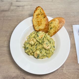 Linguine Pesto with Prawns