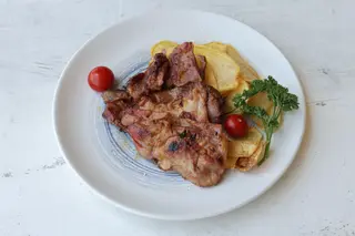 Dimljeni batak u marinadi meda i konjaka