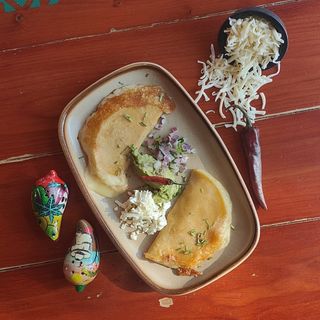 Quesadilla De Queso Oaxaca (2 Pzs.)