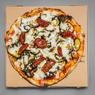 Pinsa tonda vegetariana