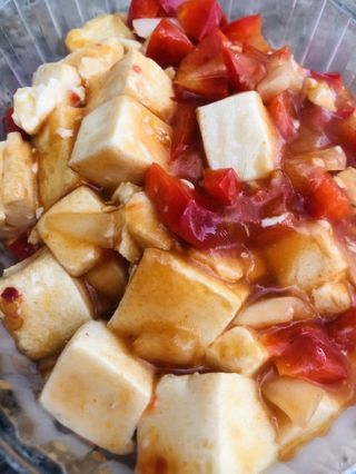 72.TOU-FU IN SALSA CHILI PICCANTE