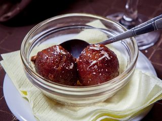 Gulab jamun