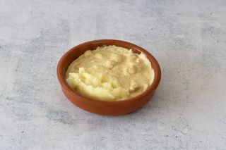 Pileći sote sa pireom