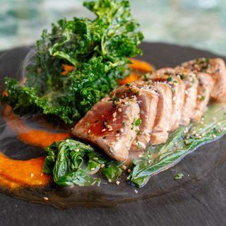 Tataki de atún al carbón