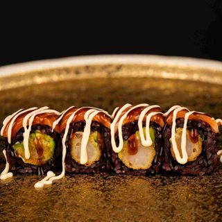 Uramaki Black Sake 8 Pzs.