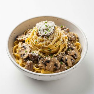 Vegetarijanska domaća tjestenina Funghi