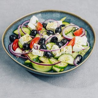 Sałata grecka