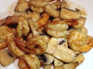 Gambas Con Champiñones