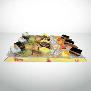 Grand Plateau Assortiment Petit Four et Soirées Glacées