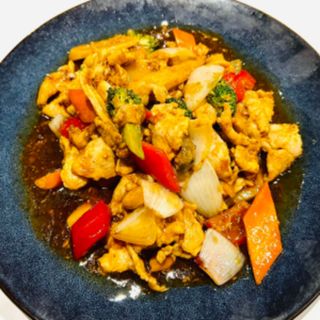 Pollo Con Almendras