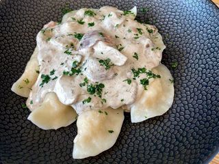 Lvivskie w sosie borowikomym