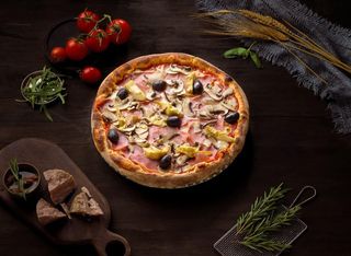Pizza Capriciosa Ø33cm