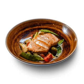 SOMON PROVENCE CU LEGUME CROCANTE ȘI SOS BEURRE BLANC