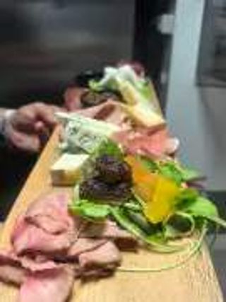 Tagliere di salumi e formaggi