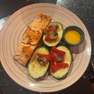 Salmón Con Salsa De Mango