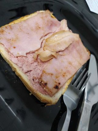 Tosta De Paté Con Bacon