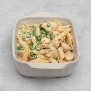 Penne serowe z kurczakiem