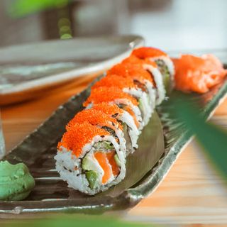 Salmón California (8 piezas)