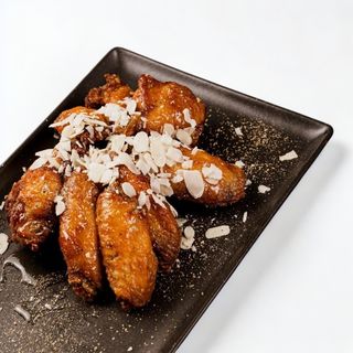 Aripioare cu miere și migdale