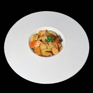 209. Gnocchi di riso con gamberetti e verdure