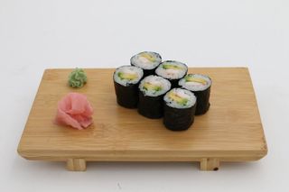 Maki Gambas Y Aguacate (6 Pzs.)