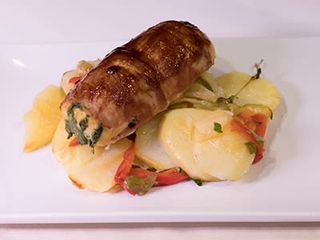 Farcellet De Pollastre Amb Espinacs I Bacó