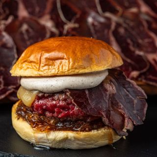 A Cecina Burger