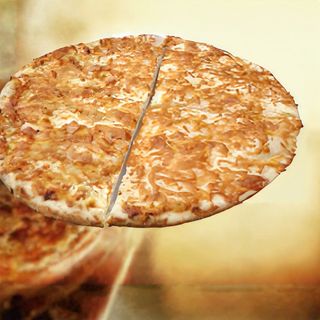 Пърленка с жълта моцарела (150г)