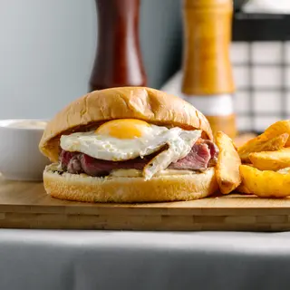 Burger tagliata de vită
