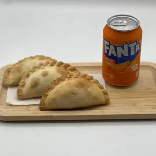 3 Empanadas