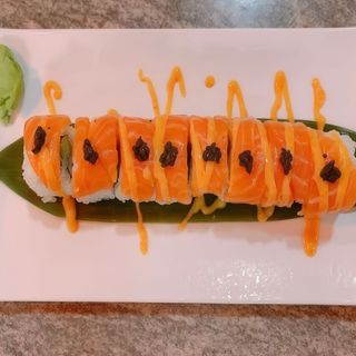 Uramaki De Salmón (8 Uds.)